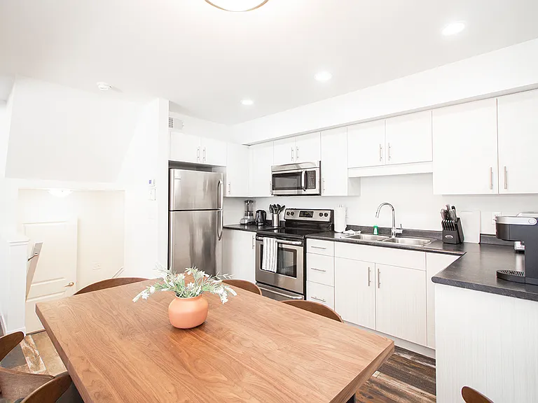 100 Southview Cres #709 — Photo 38