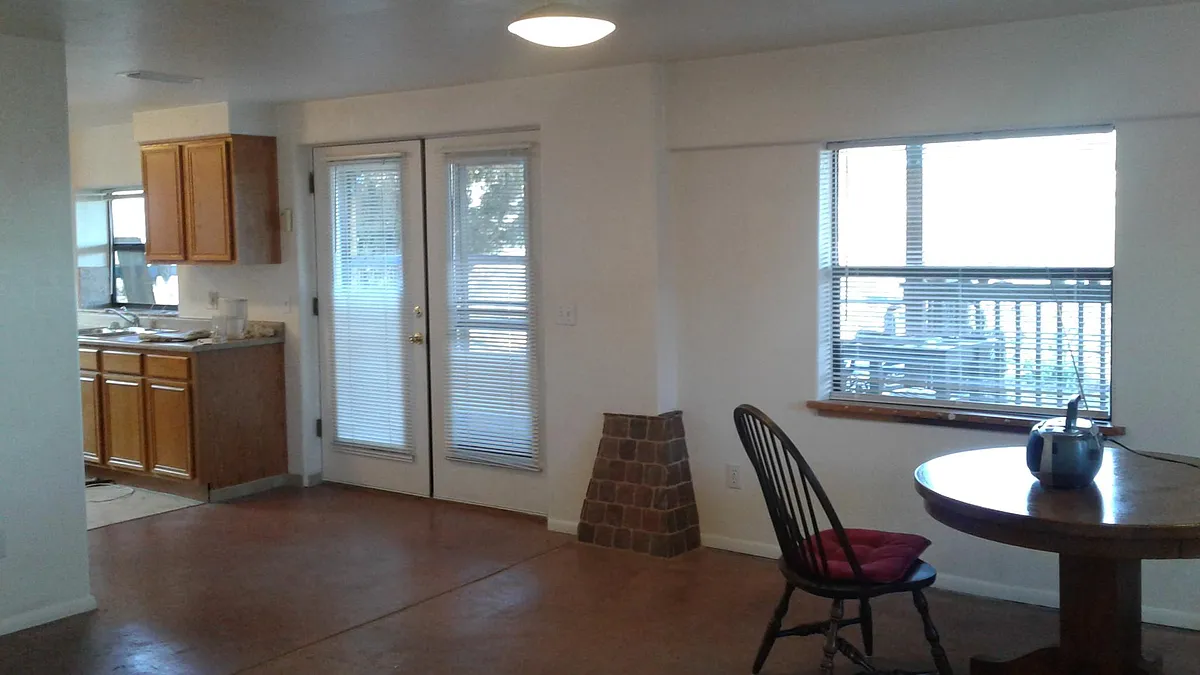 Building Photo - 880 Hampshire Ave #APTA