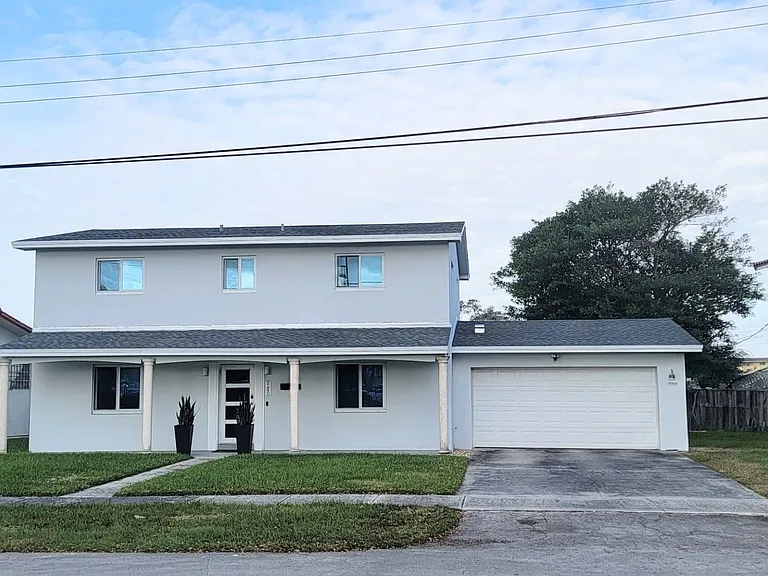 9240 NW 12th Ave — Photo 1