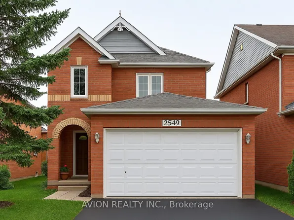 2549 Strathmore Cres, Mississauga, ON L5M 5L1