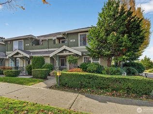 Outlook At Issaquah Highlands, Issaquah, WA 98029