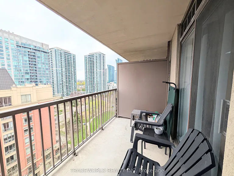 55 Harrison Garden Blvd #1206 — Photo 14