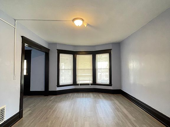 2nd image of 55 Girard Pl #2