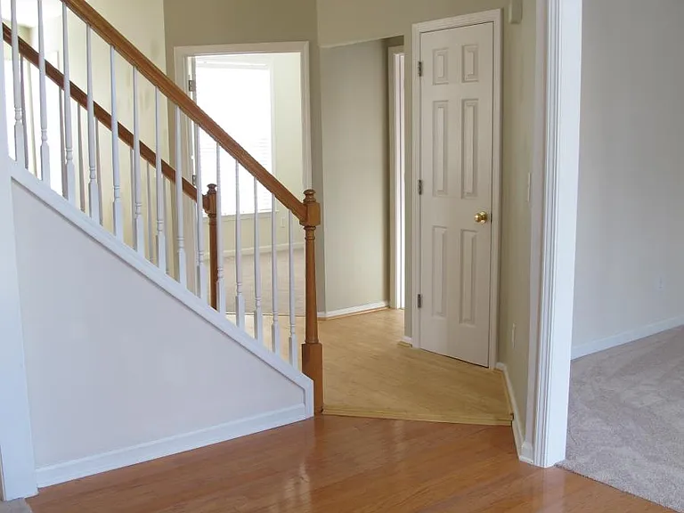 5136 Wellisford Ct — Photo 10