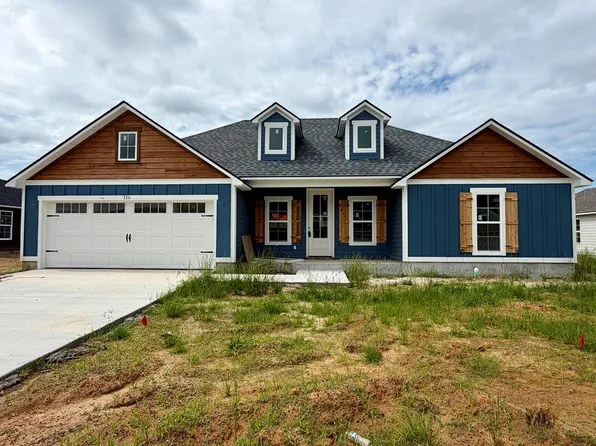 326 McNeal Heritage Cir, Hahira, GA 31632