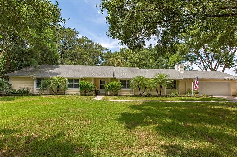 1st image of 2922 Starwood Dr