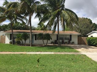 724 Cinnamon Rd, North Palm Beach, FL 33408