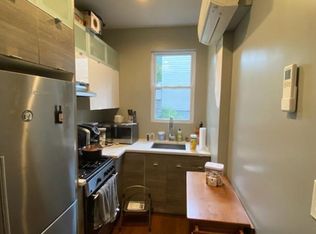 38 Catherine St #1LF, Brooklyn, NY 11211