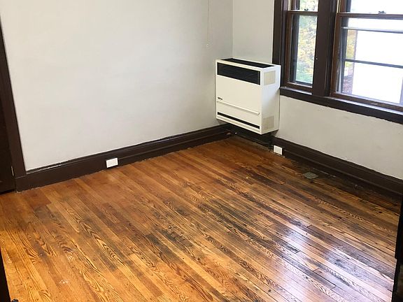 3rd image of 8 Highland St #11