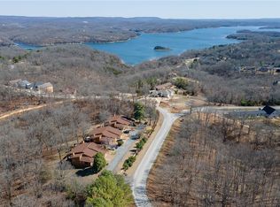 9035 N Park Rd, Rogers, AR 72756