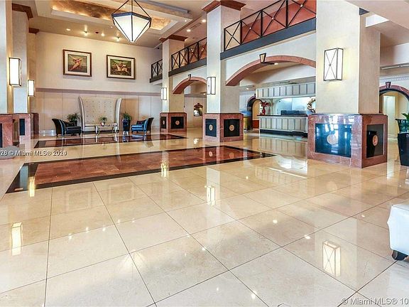 2nd image of 555 NE 15th St APT 15F
