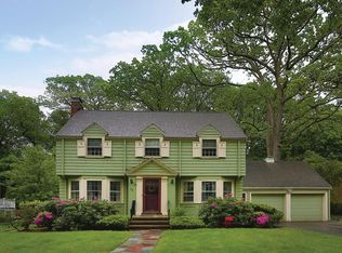 38 Verndale Rd, Newton, MA 02461