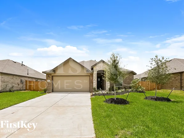 5228 Pine Pass Dr, Richmond, TX 77469