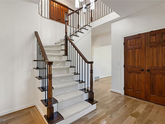 4th image of 39005 Arbor Ct