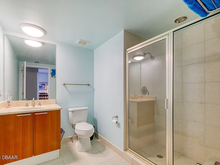 241 Riverside Dr #808 — Photo 26