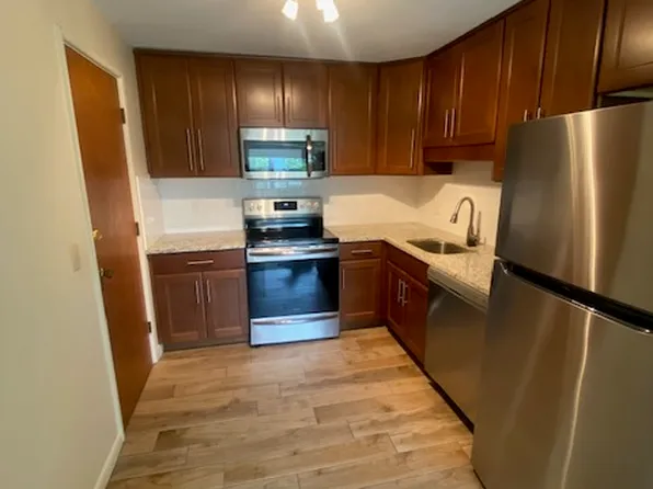 (undisclosed Address), Newton, MA 02466