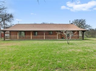 535 Balch Rd, Elgin, TX 78621