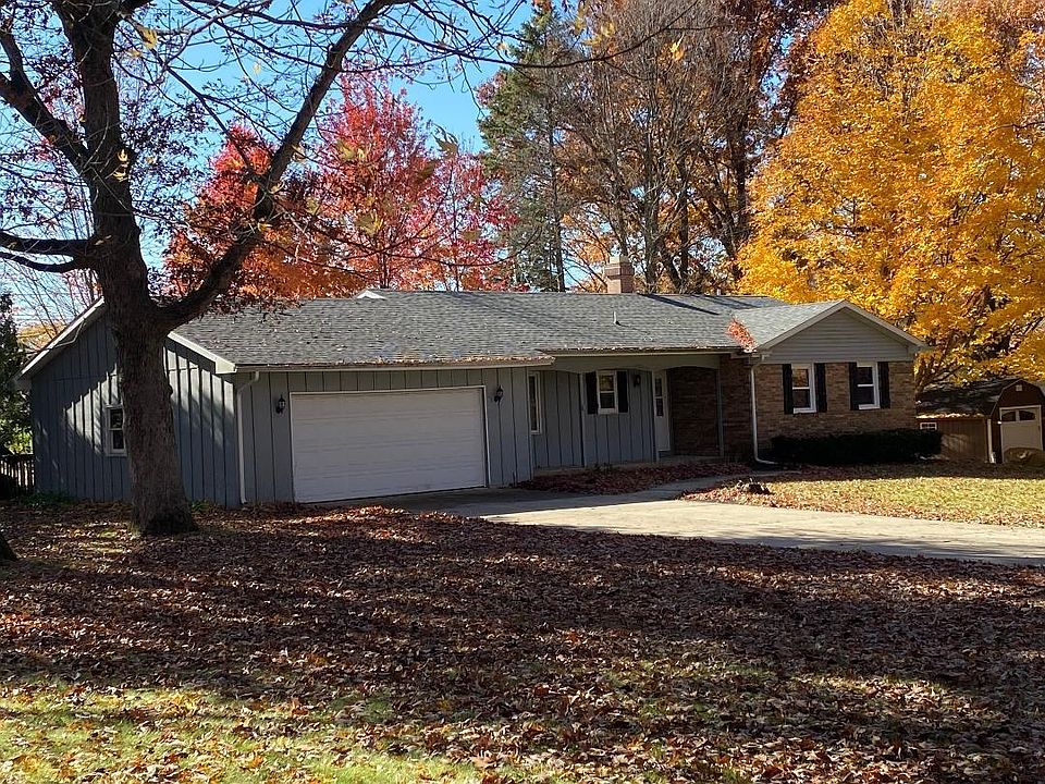 425 Oak Ridge Dr, Cedarville, IL 61013 Zillow