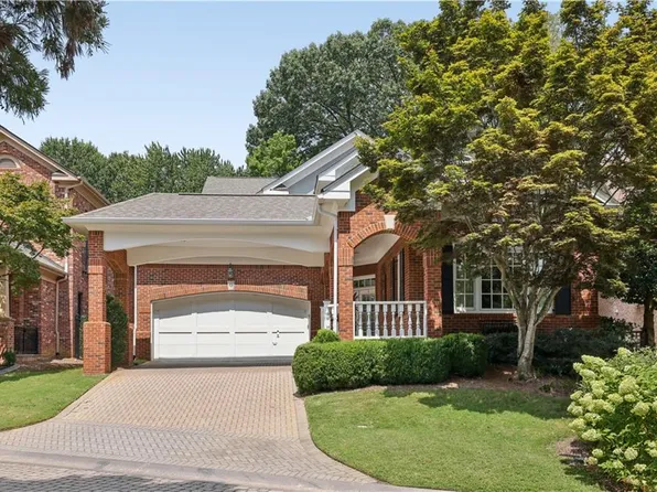 1036 Arbor Trce NE, Atlanta, GA 30319