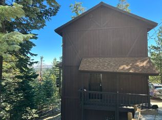 897 Bear Springs Rd, Twin Peaks, CA 92391