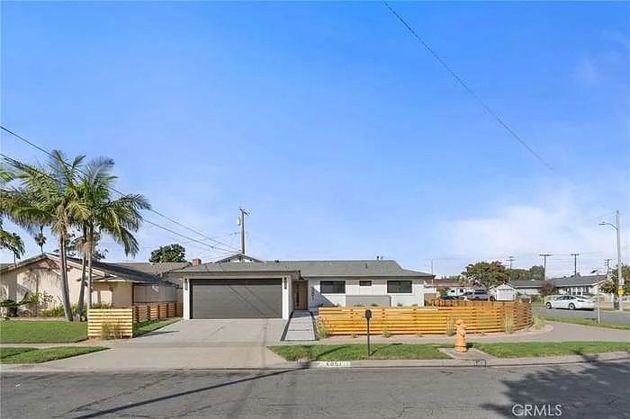 6051 Santa Barbara Ave — Photo 16