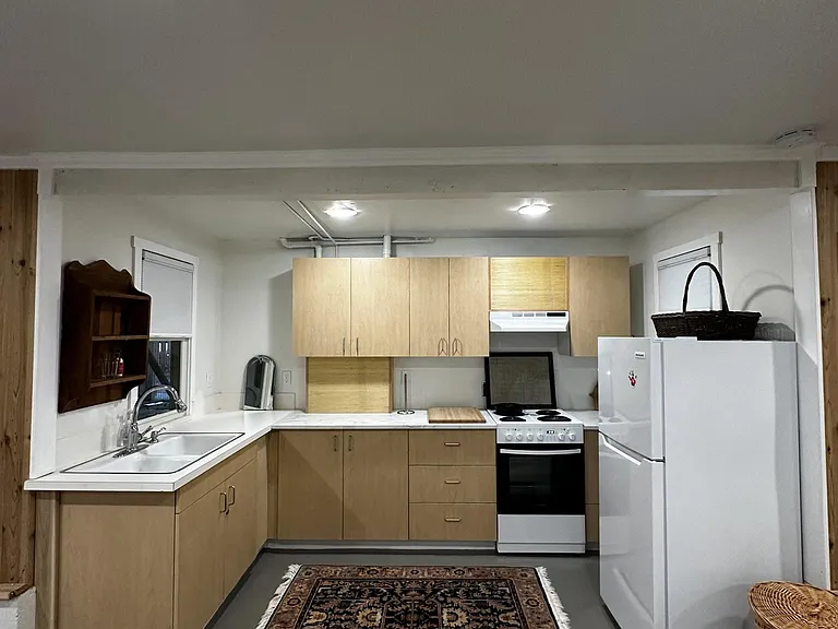 7805 NE 12th St — Photo 4