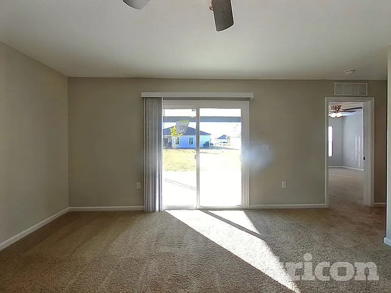1610 Liberty Tree Pl — Photo 16