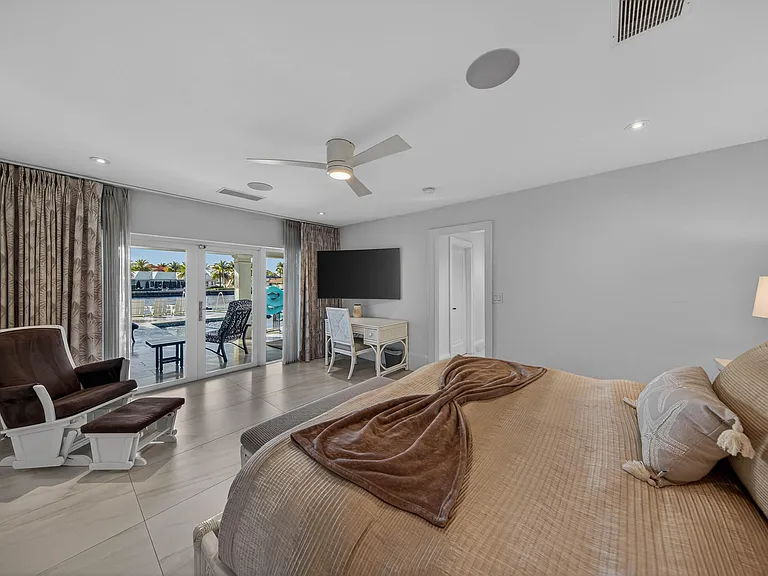 3109 NE 42nd Ct — Photo 54