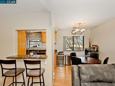 2827 Monument Blvd APT 2, Concord, CA, 94520