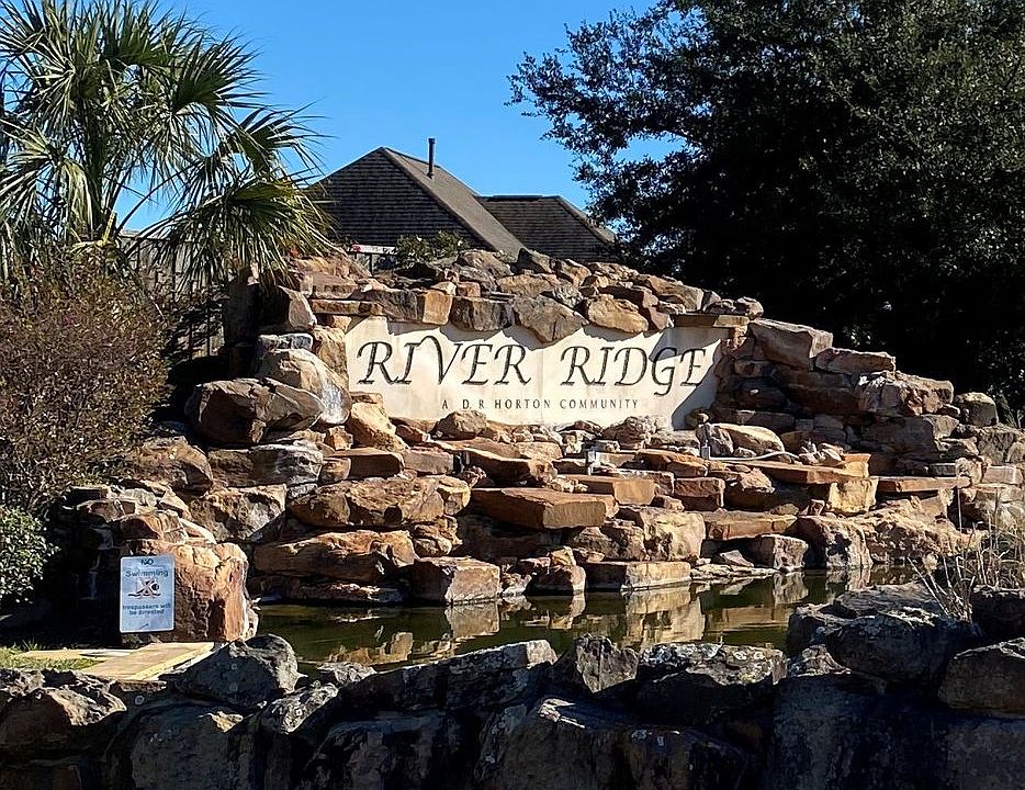 1st image of 41266 New Orleans Dr