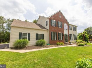 318 Tavistock Dr, Royersford, PA 19468