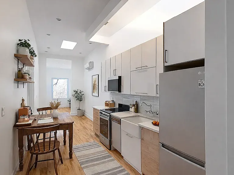 175 Knickerbocker Ave #3L — Photo 1