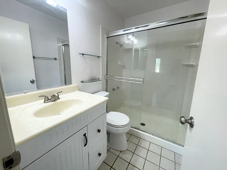 5470 Baltimore Dr #11 — Photo 11