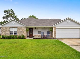 8713 Live Oak Ave, Ocean Springs, MS 39564