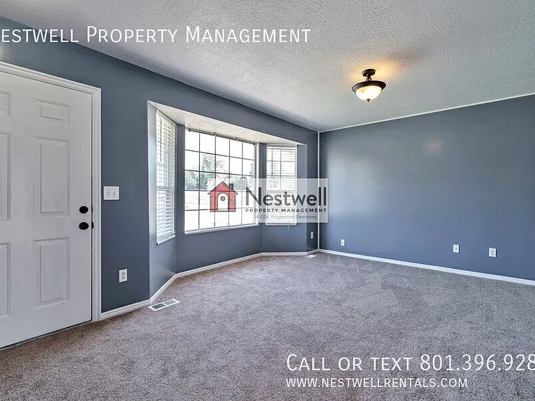 220 W 90 N — Photo 7