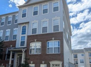 2419 Rainswood Ln, Woodbridge, VA 22191