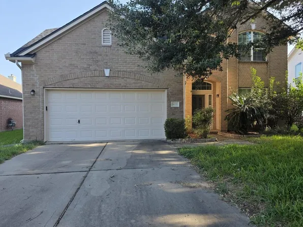 9005 Sundown Dr, Pearland, TX 77584
