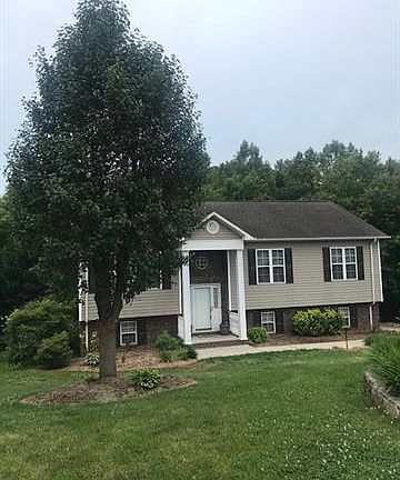 3rd image of 1564 Farmington Hills Dr