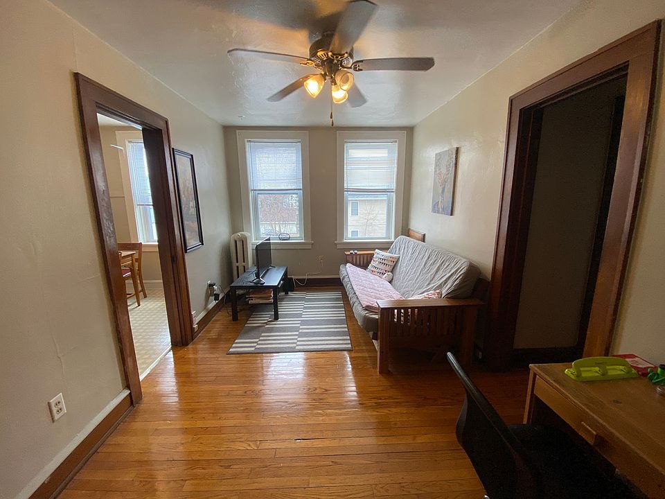 1st image of 1709 E Park Pl APT 24