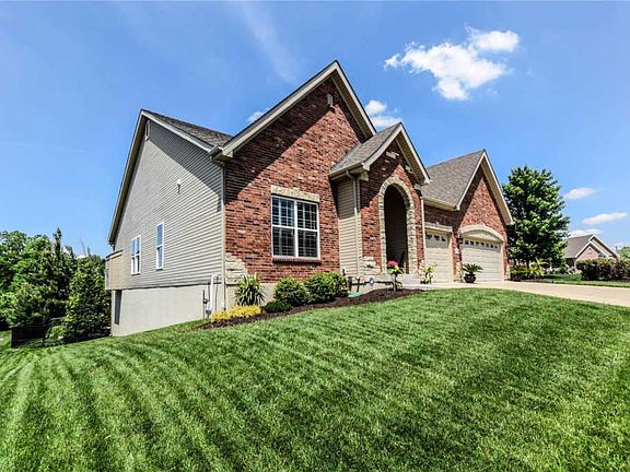 2nd image of 6511 Devonhurst Dr
