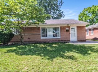 1208 E Hudson Ave, Madison Heights, MI