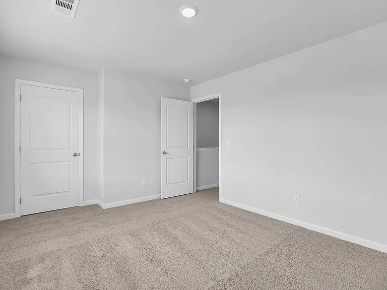 719 Ashbrook Dr — Photo 31