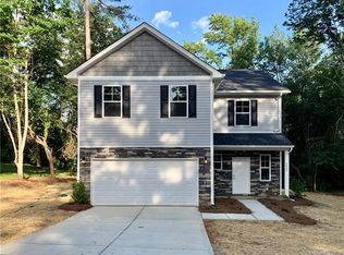 2005 Forest Hills Dr, Monroe, NC 28112