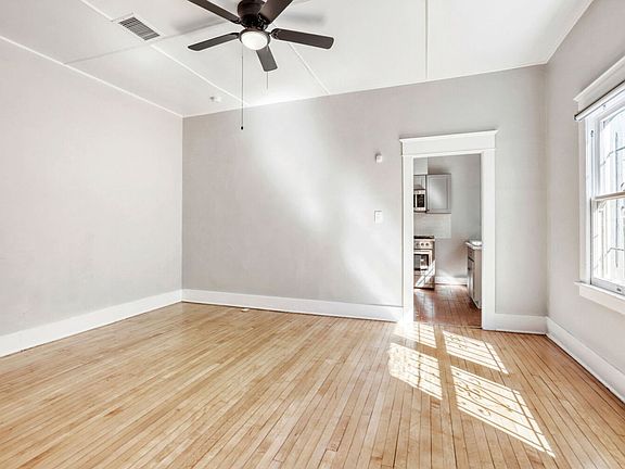5th image of 1326 W Monroe St #1326