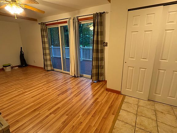 5th image of 6264 Laurel Rd