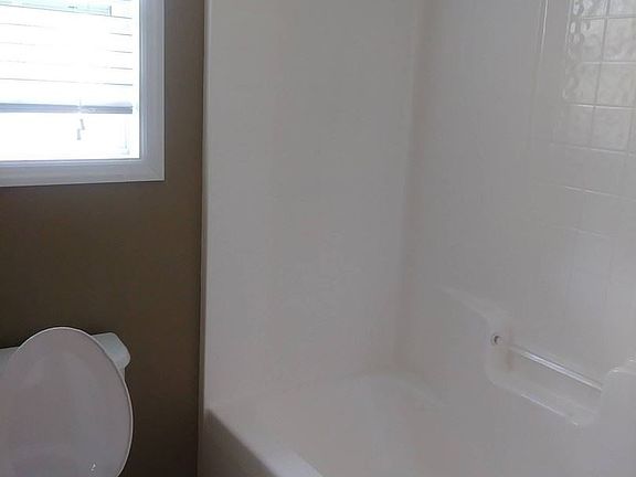 2nd image of 5126 Greyfield Pl S