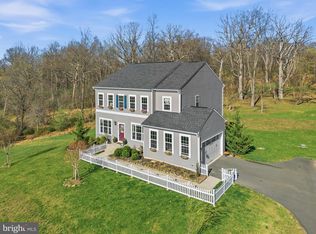 18184 Presidio Pl, Round Hill, VA 20141