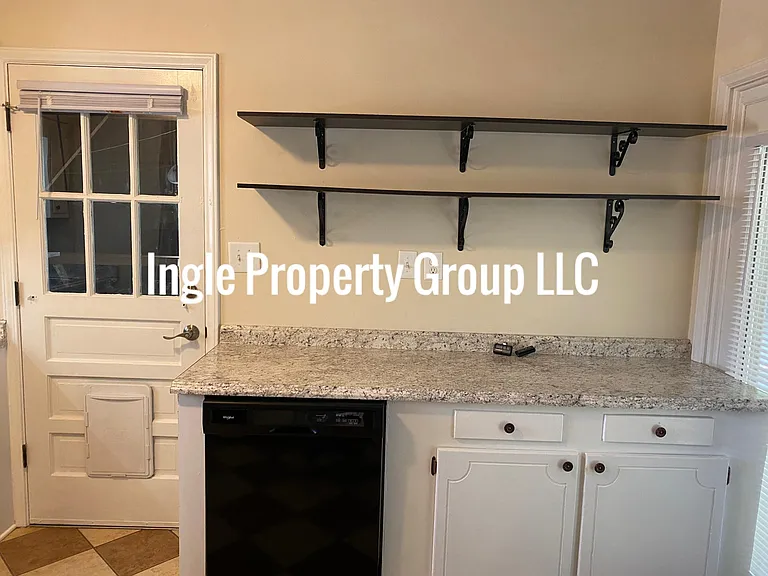5327 Chesapeake Rd — Photo 3