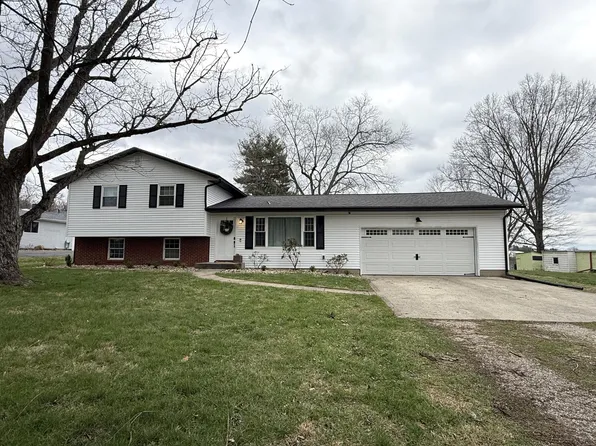 790 N Buena Vista St, Newark, OH 43055