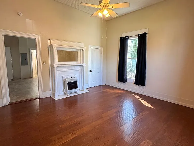 1300 N Broad St NE — Photo 11